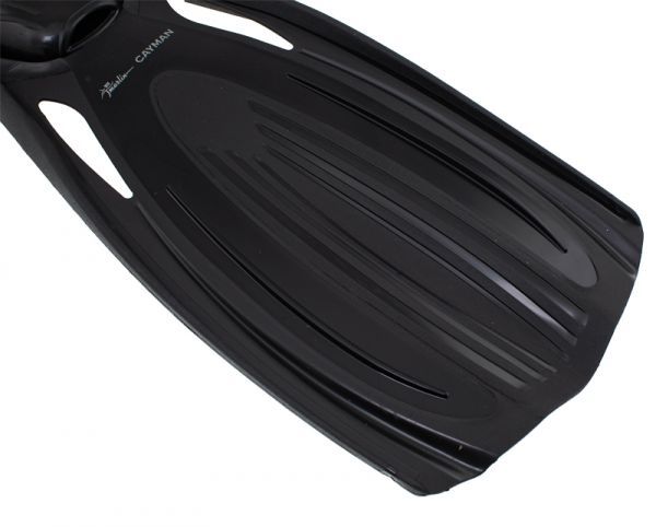 Ласты с закрытой пяткой Marlin Cayman Black